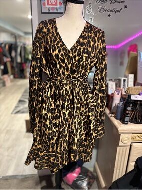 NWOT Boohoo Tall Leopard Print Wrap Dress - Black & Gold